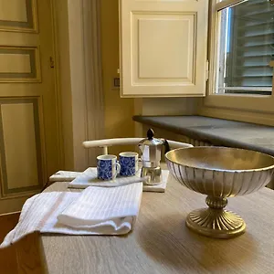 Apartment Puccini's Home, Elegant In Piazza Puccini, Lucca